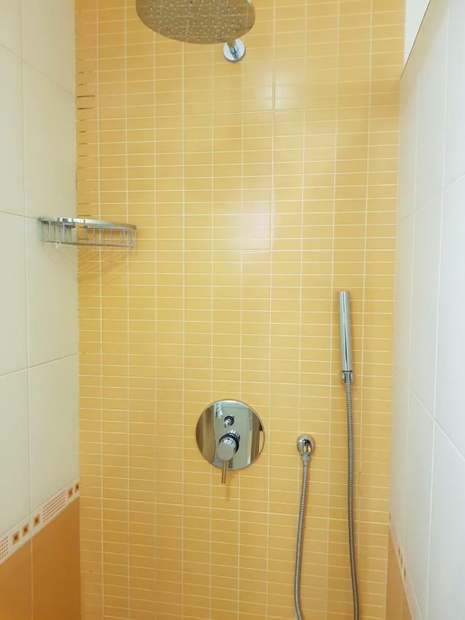 Appartement Hulk à Vrsac Extérieur photo